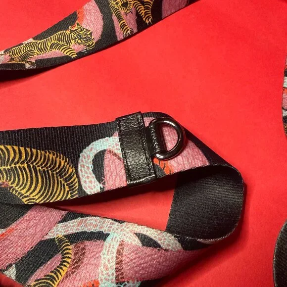 Curated Bag Kit – Studded 3AM Forever Clutch + Min & Mon Tiger Print Strap - Picture 4 of 12